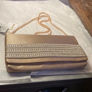 Nina’s Woman’s clutch or shoulder bag champagne color rhinestones NWT VTG